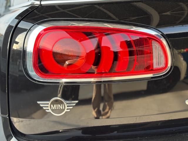 ＭＩＮＩ クーパーＤ　クラブマン　弊社ユーザー様車両　ワンオーナー　カーボンクリーニング（25枚目）