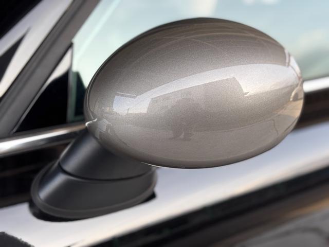 ＭＩＮＩ クーパーＤ　クラブマン　弊社ユーザー様車両　ワンオーナー　カーボンクリーニング（35枚目）