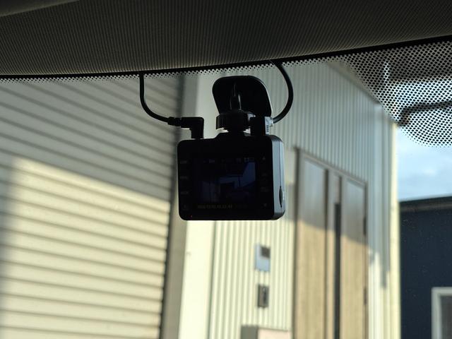 ＭＩＮＩ クーパーＤ　クラブマン　弊社ユーザー様車両　ワンオーナー　カーボンクリーニング（49枚目）