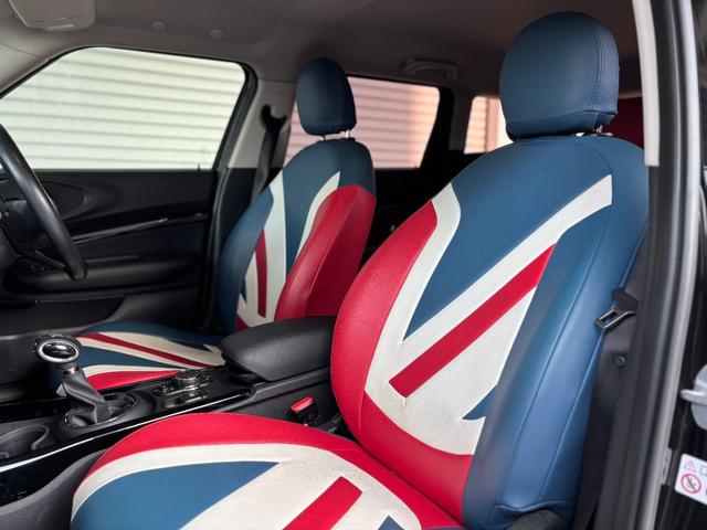 ＭＩＮＩ クーパーＤ　クラブマン　弊社ユーザー様車両　ワンオーナー　カーボンクリーニング（51枚目）