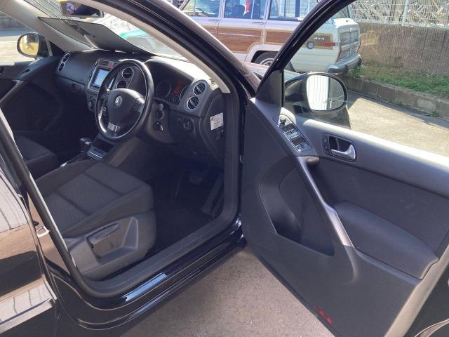 VOLKSWAGEN TIGUAN TRACK&FIELD