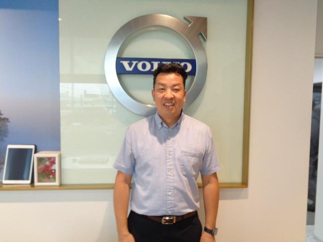 XC40 ウルトラ B4 AWD 電子制御AWDシステム ハーマンカードプレミアムサウンドシステム FRシートヒーター グーグルアプリ ステアリングホイールヒーター 専用オレフォス社製クリスタル・シフトノブ(46枚目)