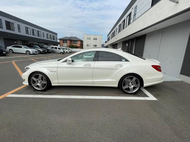 ＣＬＳクラス ＣＬＳ６３　ＡＭＧ　ハーマンカードン　黒革　サンルーフ（2枚目）