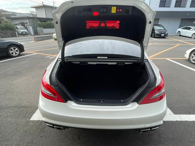 ＣＬＳ６３　ＡＭＧ　ハーマンカードン　黒革　サンルーフ(5枚目)