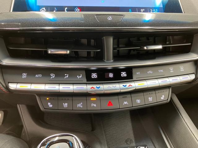 スポーツ　１オーナー　白／黒レザー　純正１９ＡＷ　デジタルミラー　ワイヤレス充電　温冷シート　マッサージ機能　ＡｐｐｌｅＣａｒＰｌａｙ　ＡｎｄｒｏｉｄＡｕｔｏ　３６０°カメラ　ナビ　ＨＵＤ　ＢＯＳＥサウンド(37枚目)