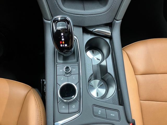 キャデラックＸＴ５ プレミアム　１オーナー　デジタルミラー　ワイヤレス充電　純正１８ＡＷ　ＡｐｐｌｅＣａｒＰｌａｙ　ＡｎｄｒｏｉｄＡｕｔｏ　３６０°カメラ　ヘッドアップディスプレイ　パドルシフト　Ｆ・Ｓ・Ｂカメラ（42枚目）