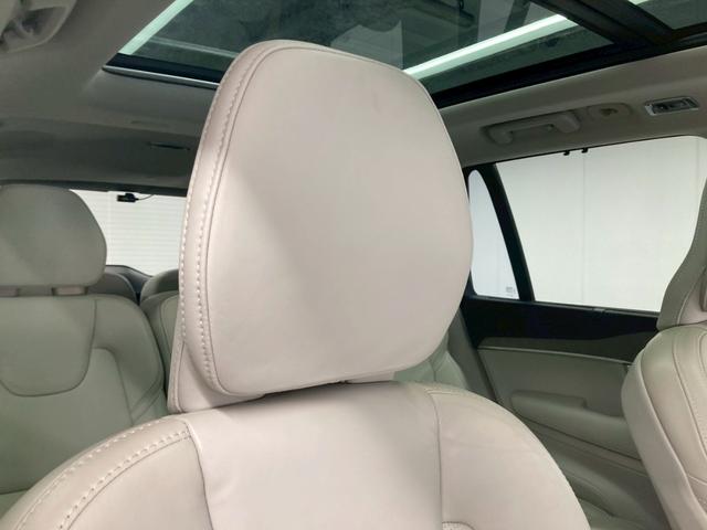 ＸＣ９０ リチャージ　ＰＨＶ　Ｔ８　ＡＷＤ　インスクリプション　メーカー５年保証　エアサス　パノラマルーフ　デニムブルー　サイドステップ　白レザー　純正２１ＡＷ　マッサージ温冷シート　ＴＶナビ　ドラレコ　ヘッドアップ　充電ケーブル　Ｈａｒｍａｎ／Ｋａｒｄｏｎ（30枚目）
