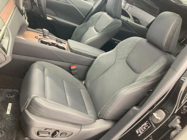 ＲＸ ＲＸ３５０ｈ　バージョンＬ　１オーナー　パノラマルーフ　黒ハーフレザー　純正２１ＡＷ　内蔵型ドラレコ　全席シートヒーターベンチレーション　ワイヤレス充電　デジタルミラー　後席電動リクライニング　ヘッドアップディスプレイ（5枚目）