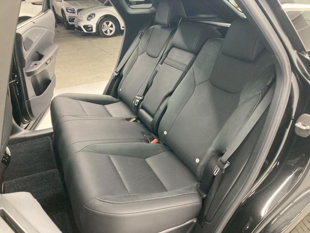 ＲＸ ＲＸ３５０ｈ　バージョンＬ　１オーナー　パノラマルーフ　黒ハーフレザー　純正２１ＡＷ　内蔵型ドラレコ　全席シートヒーターベンチレーション　ワイヤレス充電　デジタルミラー　後席電動リクライニング　ヘッドアップディスプレイ（57枚目）