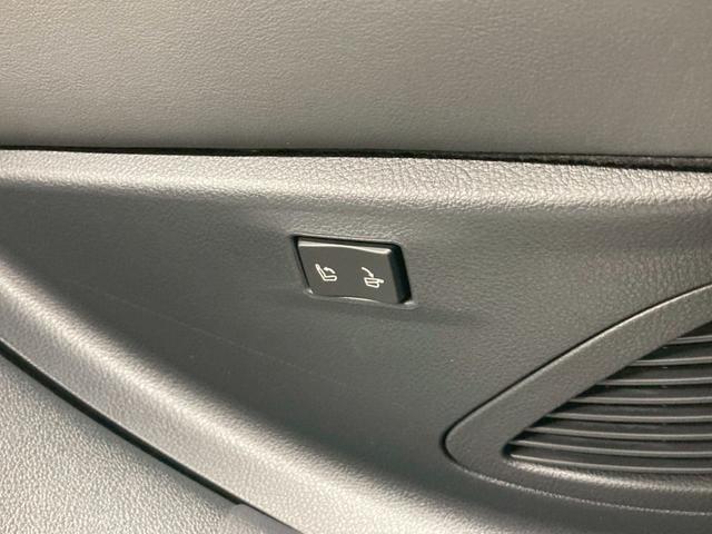 ＲＸ ＲＸ３５０ｈ　バージョンＬ　１オーナー　パノラマルーフ　黒ハーフレザー　純正２１ＡＷ　内蔵型ドラレコ　全席シートヒーターベンチレーション　ワイヤレス充電　デジタルミラー　後席電動リクライニング　ヘッドアップディスプレイ（58枚目）