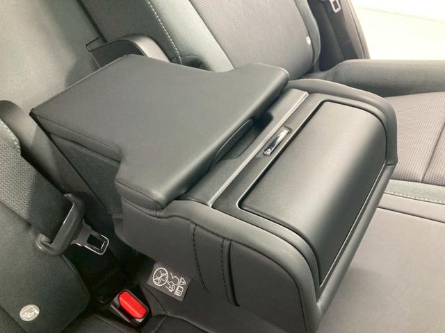 ＲＸ ＲＸ３５０ｈ　バージョンＬ　１オーナー　パノラマルーフ　黒ハーフレザー　純正２１ＡＷ　内蔵型ドラレコ　全席シートヒーターベンチレーション　ワイヤレス充電　デジタルミラー　後席電動リクライニング　ヘッドアップディスプレイ（61枚目）