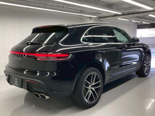 マカン マカンＳ　１オーナー　パノラマルーフ　黒ハーフレザー　ＢＯＳＥサラウンド　Ｍａｃａｎ　Ｓダークチタン純正２０ＡＷ　スポクロＰＫＧ　レーンキーピング　プライバシーガラスハンドルヒーターＬＥＤヘッドＰＤＬＳＰｌｕｓ（15枚目）