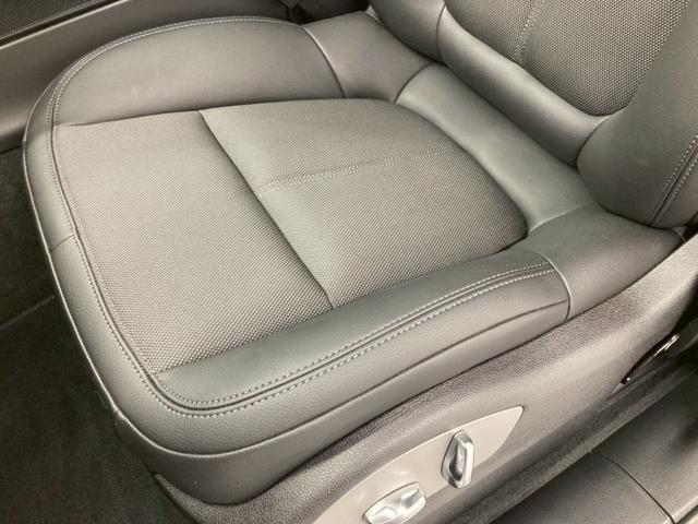 マカン マカンＳ　１オーナー　パノラマルーフ　黒ハーフレザー　ＢＯＳＥサラウンド　Ｍａｃａｎ　Ｓダークチタン純正２０ＡＷ　スポクロＰＫＧ　レーンキーピング　プライバシーガラスハンドルヒーターＬＥＤヘッドＰＤＬＳＰｌｕｓ（48枚目）
