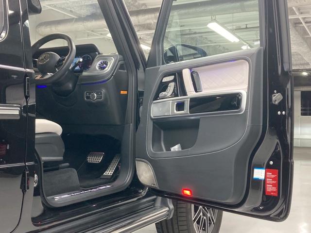 Ｇクラス Ｇ４５０ｄ　ローンチエディション　１オーナー　白レザー　Ｍａｎｕｆａｋｔｕｒプログラム・プラス　ボディ同色スペアタイヤリング　ドラレコ前後　ＡＭＧ純正２０ＡＷ　シートヒーター・ベンチレーション　Ｂｕｒｍｅｓｔｅｒ　ＣａｒＰｌａｙ（20枚目）