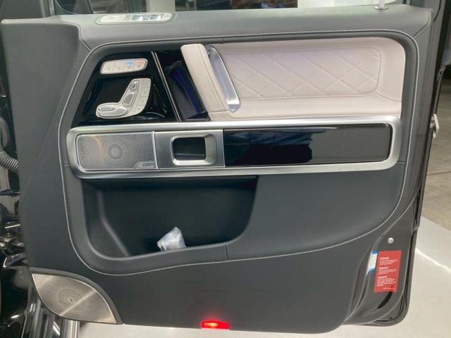 Ｇクラス Ｇ４５０ｄ　ローンチエディション　１オーナー　白レザー　Ｍａｎｕｆａｋｔｕｒプログラム・プラス　ボディ同色スペアタイヤリング　ドラレコ前後　ＡＭＧ純正２０ＡＷ　シートヒーター・ベンチレーション　Ｂｕｒｍｅｓｔｅｒ　ＣａｒＰｌａｙ（21枚目）
