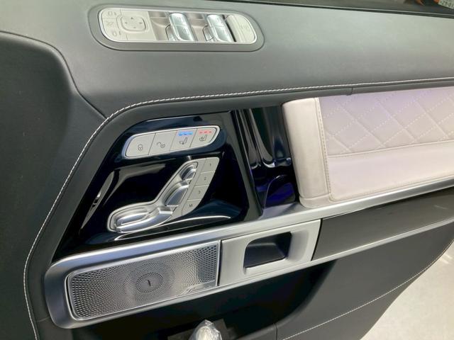 Ｇクラス Ｇ４５０ｄ　ローンチエディション　１オーナー　白レザー　Ｍａｎｕｆａｋｔｕｒプログラム・プラス　ボディ同色スペアタイヤリング　ドラレコ前後　ＡＭＧ純正２０ＡＷ　シートヒーター・ベンチレーション　Ｂｕｒｍｅｓｔｅｒ　ＣａｒＰｌａｙ（22枚目）
