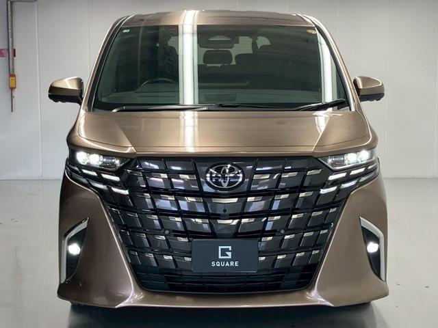 アルファードハイブリッド エグゼクティブラウンジ ユニバーサルステップ ブラックレザー 内蔵型ドラレコ TVキャンセラー 後席タブレット2個 フリップダウンモニター ムーンルーフ JBL 純正19AW 温冷シートデジタルミラー HUD ワイヤレス充電(11枚目)