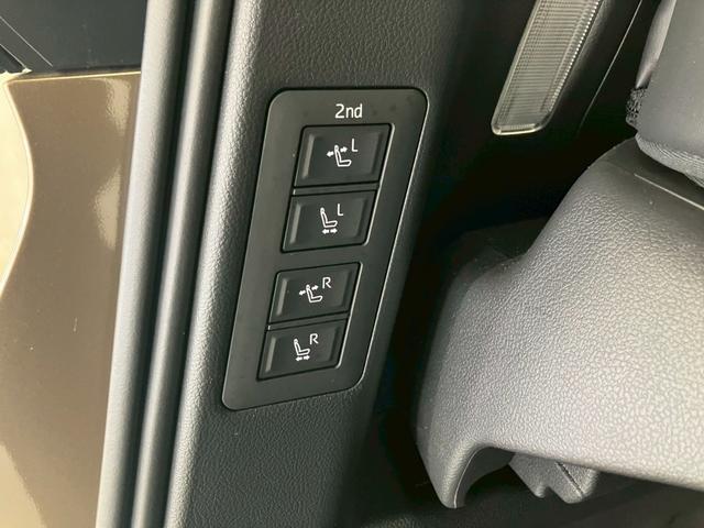 アルファードハイブリッド エグゼクティブラウンジ ユニバーサルステップ ブラックレザー 内蔵型ドラレコ TVキャンセラー 後席タブレット2個 フリップダウンモニター ムーンルーフ JBL 純正19AW 温冷シートデジタルミラー HUD ワイヤレス充電(76枚目)