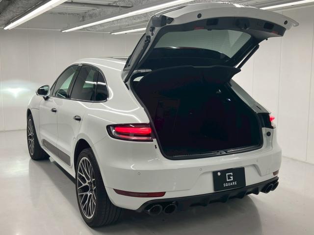 マカン マカンGTS 1オーナー OP275 赤レザー パノラマルーフ BOSEサラウンド RS純正21AWスポクロPKG 14way電動 アダプティブエアサス ハンドルヒーターカーボンインテリアPKG PDLS PLus(63枚目)