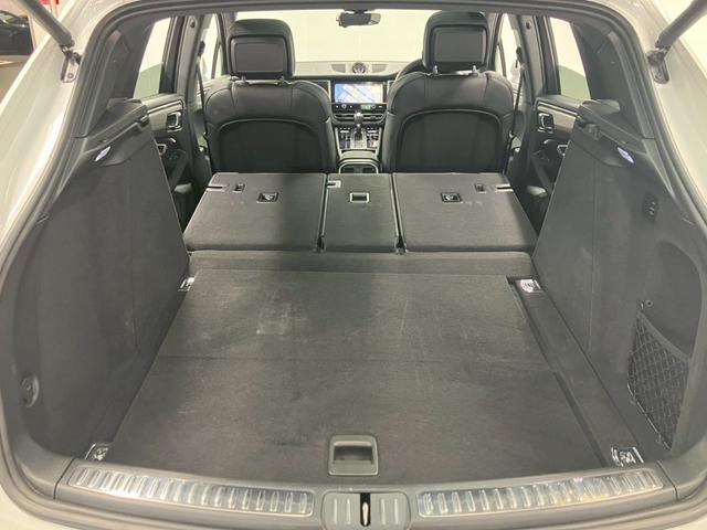 マカン マカンGTS キャララホワイト パノラマルーフ 黒ハーフレザー RSスパイダー純正21AW ハンドルヒーター プライバシーガラス パワステプラス サイドブレードエクステリア同色 ドラレコ エアサス機能360°カメラ(66枚目)