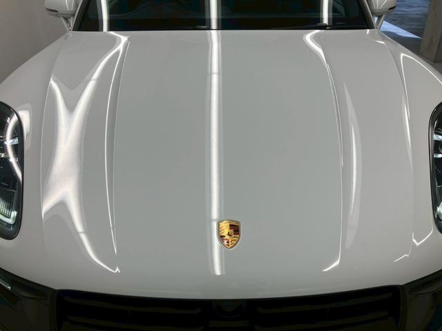 マカン マカンGTS キャララホワイト パノラマルーフ 黒ハーフレザー RSスパイダー純正21AW ハンドルヒーター プライバシーガラス パワステプラス サイドブレードエクステリア同色 ドラレコ エアサス機能360°カメラ(70枚目)