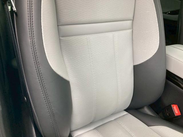 レンジローバーイヴォーク ダイナミック HSE P250 白/黒レザー 純正20AW 電動パノラマルーフ コールドクライメートパック ブラックコントラストルーフ プライバシーガラス ワイヤレス充電 MERIDIAN シャドーグレイアッシュパネル 前後ドラレコ(28枚目)