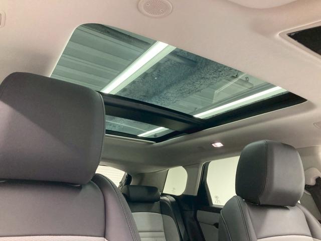 レンジローバーイヴォーク ダイナミック HSE P250 白/黒レザー 純正20AW 電動パノラマルーフ コールドクライメートパック ブラックコントラストルーフ プライバシーガラス ワイヤレス充電 MERIDIAN シャドーグレイアッシュパネル 前後ドラレコ(30枚目)