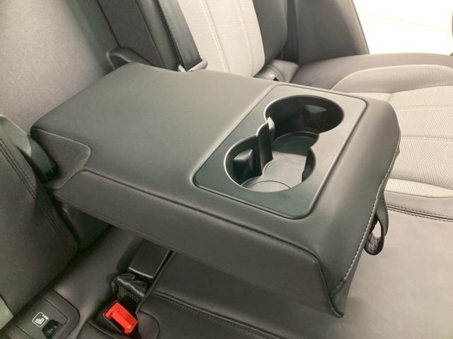 レンジローバーイヴォーク ダイナミック HSE P250 白/黒レザー 純正20AW 電動パノラマルーフ コールドクライメートパック ブラックコントラストルーフ プライバシーガラス ワイヤレス充電 MERIDIAN シャドーグレイアッシュパネル 前後ドラレコ(66枚目)