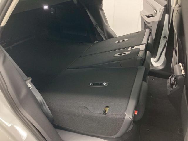 レンジローバーイヴォーク ダイナミック HSE P250 白/黒レザー 純正20AW 電動パノラマルーフ コールドクライメートパック ブラックコントラストルーフ プライバシーガラス ワイヤレス充電 MERIDIAN シャドーグレイアッシュパネル 前後ドラレコ(67枚目)