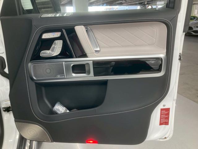Gクラス G450d ローンチエディション 1オーナー 白レザー 純正20AW ドライビングアシスタンス Burmester 3Dサラウンド 温冷カップホルダー ベンチレーション付きマッサージシート 360°カメラ 全席ヒーター(20枚目)