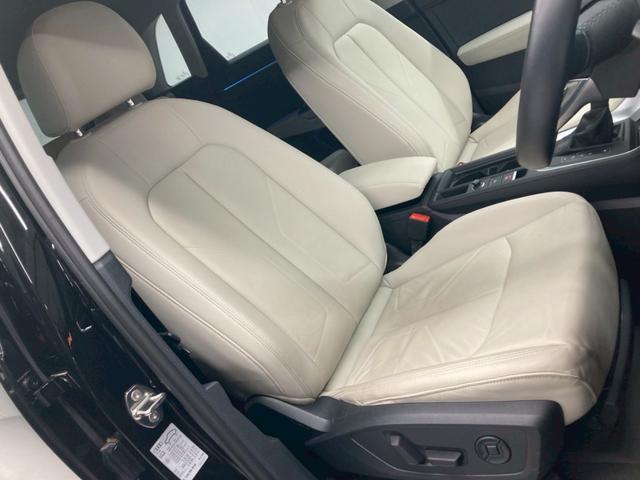 Ｑ３ ３５ＴＤＩクワトロアドバンスド　１オーナー　白レザー　前後ドラレコ　ワイヤレス充電　３６０°カメラ　純正１８ＡＷ　シートヒーター　パワーシート　パワーバックドア　ＡｐｐｌｅＣａｒＰｌａｙ　アンビエントライト　アダプティブクルーズ（24枚目）