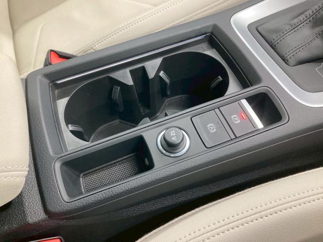 Ｑ３ ３５ＴＤＩクワトロアドバンスド　１オーナー　白レザー　前後ドラレコ　ワイヤレス充電　３６０°カメラ　純正１８ＡＷ　シートヒーター　パワーシート　パワーバックドア　ＡｐｐｌｅＣａｒＰｌａｙ　アンビエントライト　アダプティブクルーズ（40枚目）