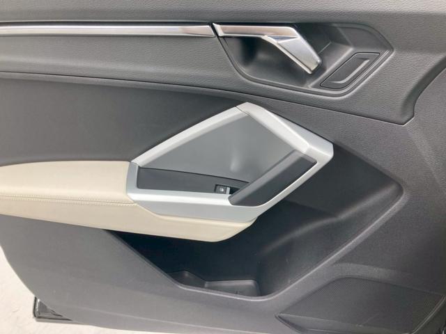 Ｑ３ ３５ＴＤＩクワトロアドバンスド　１オーナー　白レザー　前後ドラレコ　ワイヤレス充電　３６０°カメラ　純正１８ＡＷ　シートヒーター　パワーシート　パワーバックドア　ＡｐｐｌｅＣａｒＰｌａｙ　アンビエントライト　アダプティブクルーズ（46枚目）