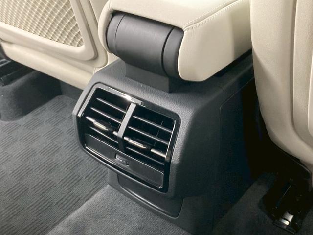 Ｑ３ ３５ＴＤＩクワトロアドバンスド　１オーナー　白レザー　前後ドラレコ　ワイヤレス充電　３６０°カメラ　純正１８ＡＷ　シートヒーター　パワーシート　パワーバックドア　ＡｐｐｌｅＣａｒＰｌａｙ　アンビエントライト　アダプティブクルーズ（58枚目）