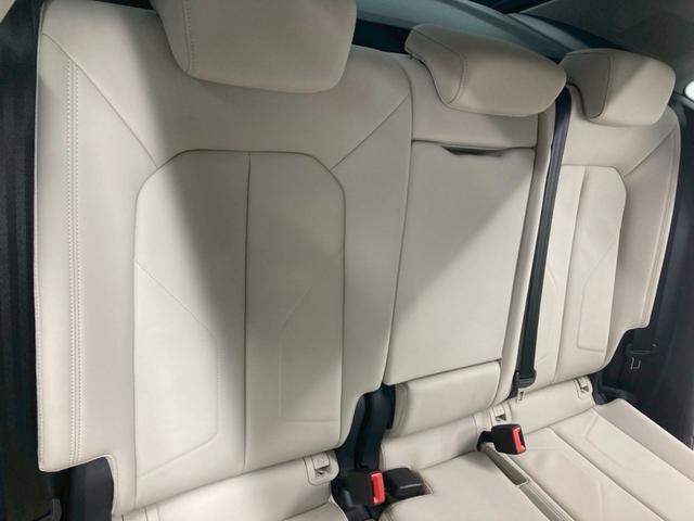 Ｑ３ ３５ＴＤＩクワトロアドバンスド　１オーナー　白レザー　前後ドラレコ　ワイヤレス充電　３６０°カメラ　純正１８ＡＷ　シートヒーター　パワーシート　パワーバックドア　ＡｐｐｌｅＣａｒＰｌａｙ　アンビエントライト　アダプティブクルーズ（61枚目）