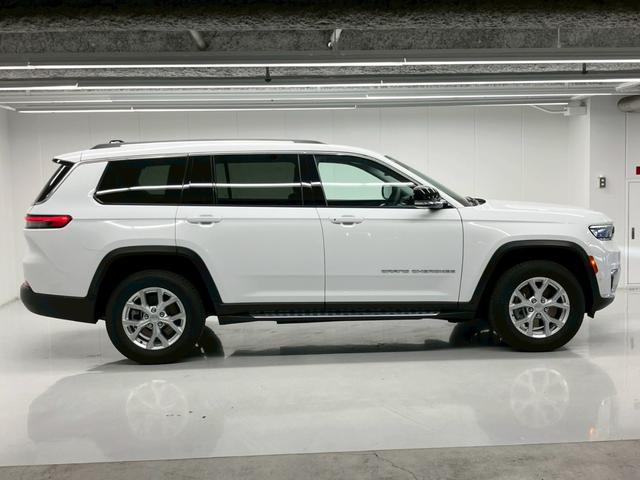 ジープ・グランドチェロキーL リミテッド 1オーナー 黒レザー 純正18AW TV・ナビ 前後ドラレコ HUD 360°カメラ ワイヤレスApple CarPlay 電動リアゲート ALPINE アダプティブクルーズ 温冷シート ETC2.0(13枚目)