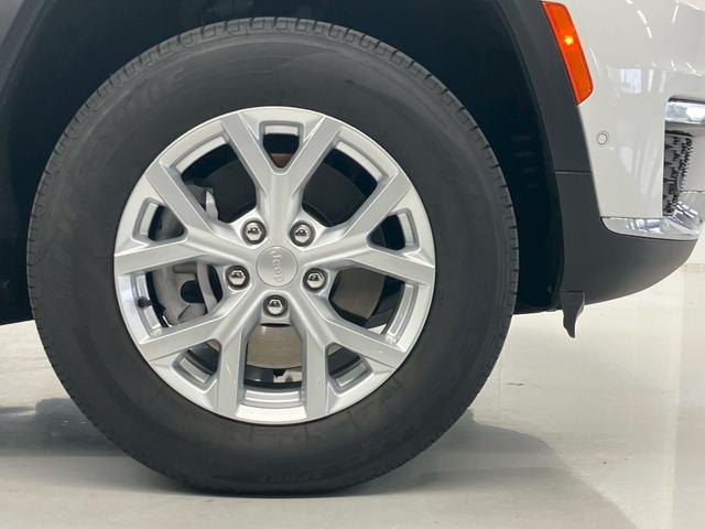 ジープ・グランドチェロキーL リミテッド 1オーナー 黒レザー 純正18AW TV・ナビ 前後ドラレコ HUD 360°カメラ ワイヤレスApple CarPlay 電動リアゲート ALPINE アダプティブクルーズ 温冷シート ETC2.0(14枚目)