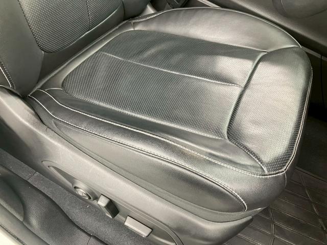 ジープ・グランドチェロキーL リミテッド 1オーナー 黒レザー 純正18AW TV・ナビ 前後ドラレコ HUD 360°カメラ ワイヤレスApple CarPlay 電動リアゲート ALPINE アダプティブクルーズ 温冷シート ETC2.0(27枚目)