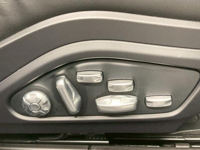 パナメーラ ＧＴＳ　１オーナー　ＯＰ２００　黒ハーフレザー　ＴＶ　ＰＤＣＣ　純正２０ＡＷサテンブラック　スポエグ　インテリアＰＫＧ　カーマインレッド　リアアクスル　レーンキプ　ポルシェエントリードライブ　プライバシガラス（25枚目）