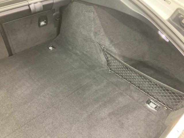 パナメーラ ＧＴＳ　１オーナー　ＯＰ２００　黒ハーフレザー　ＴＶ　ＰＤＣＣ　純正２０ＡＷサテンブラック　スポエグ　インテリアＰＫＧ　カーマインレッド　リアアクスル　レーンキプ　ポルシェエントリードライブ　プライバシガラス（71枚目）