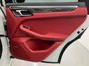 マカンGTS 1オーナー OP275 赤レザー パノラマルーフ BOSEサラウンド RS純正21AWスポクロPKG 14way電動 アダプティブエアサス ハンドルヒーターカーボンインテリアPKG PDLS PLus(54枚目)