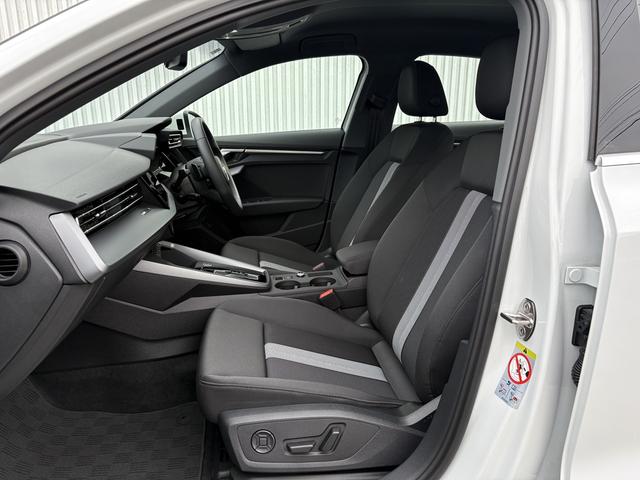 A3セダン 30TFSIアドバンスド(8枚目)