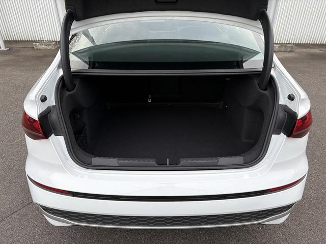 A3セダン 30TFSIアドバンスド(11枚目)