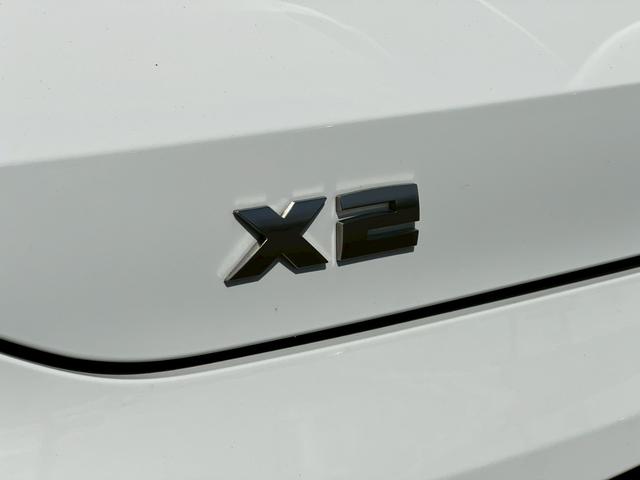 X2 M35i xDrive ACシュニッツァーFリップ:RAYS19インチAW:パノラマサンルーフ:レザーシート:フルセグTV:電動トランク:ドライビングアシストプラス:ヘッドアップディスプレイ:Bカメラ:前後センサー:BSM(19枚目)