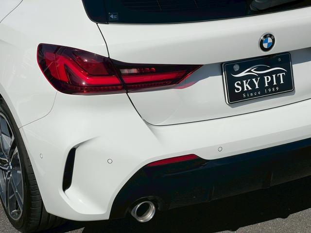 1シリーズ 118d Mスポーツ 自社ユーザー様下取車:Pシート:ワイヤレス充電:ドライビングアシスト:パーキングアシスト:ライトパッケージ:8速AT:コンフォートアクセス:デュアルエキゾーストテールパイプ:AppleCarPaly(13枚目)