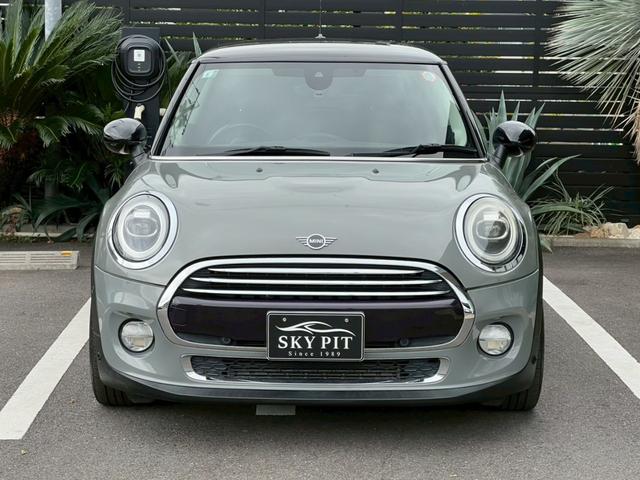 MINI クーパー オーディオカスタム:LEDヘッドライト:LCIモデル:OZ17インチAW:純正ナビ:ドライビングアシスト:ETC:Bカメラ:前後ソナー:スマートキー(4枚目)