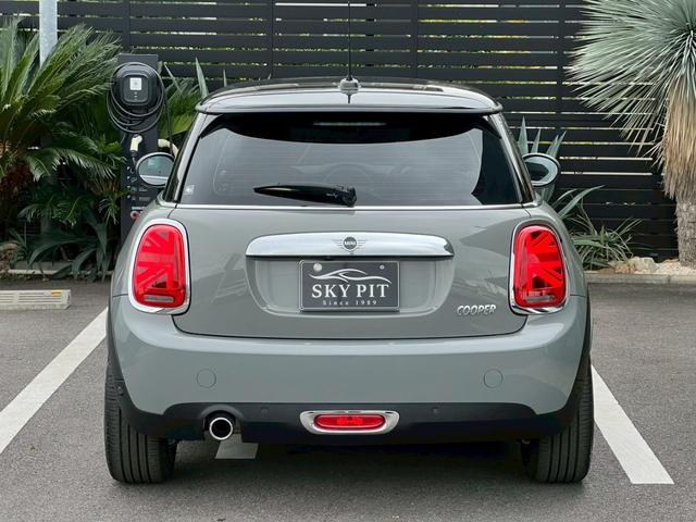 MINI クーパー オーディオカスタム:LEDヘッドライト:LCIモデル:OZ17インチAW:純正ナビ:ドライビングアシスト:ETC:Bカメラ:前後ソナー:スマートキー(6枚目)