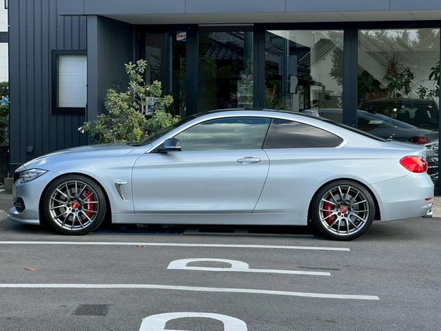 4シリーズ 420iクーペ ラグジュアリー ブレンボブレーキシステム:BBS19AW:REMUSマフラー:ビルシュタイン車高調:JMSスポイラー:前後arcパワーブレース:グループMラムエアシステム:レイヤードサウンド:FTPチャージパイプ(7枚目)