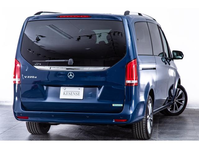 Vクラス V220d アバンギャルド ロング エクスクルーシブPKG リアエンタメ 前後ドラレコ(3枚目)