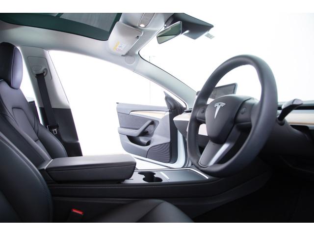 モデル3 RWD フルセルフD Ryzen 上海モデル 黒革 パノラマルーフ 19AW 1オーナー(45枚目)